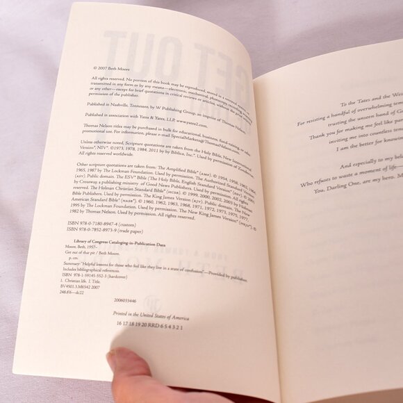 Beth Moore - Get Out Of That Pit - (Paperback) - Special TBN Edition - Picture 9 of 9